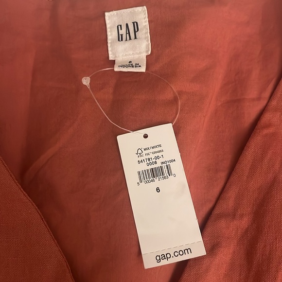 V neck sleeveless earthenware red midi dress with pockets - Picture 4 of 4